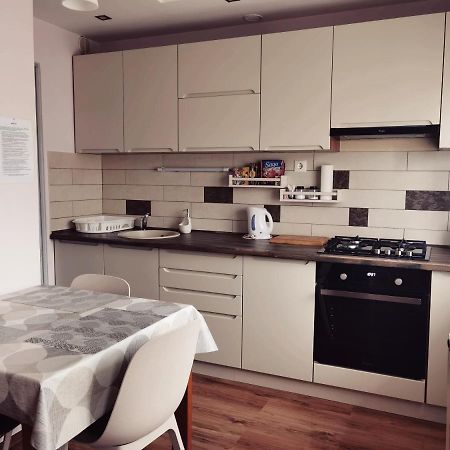Lujzi Apartman Eger Eksteriør bilde