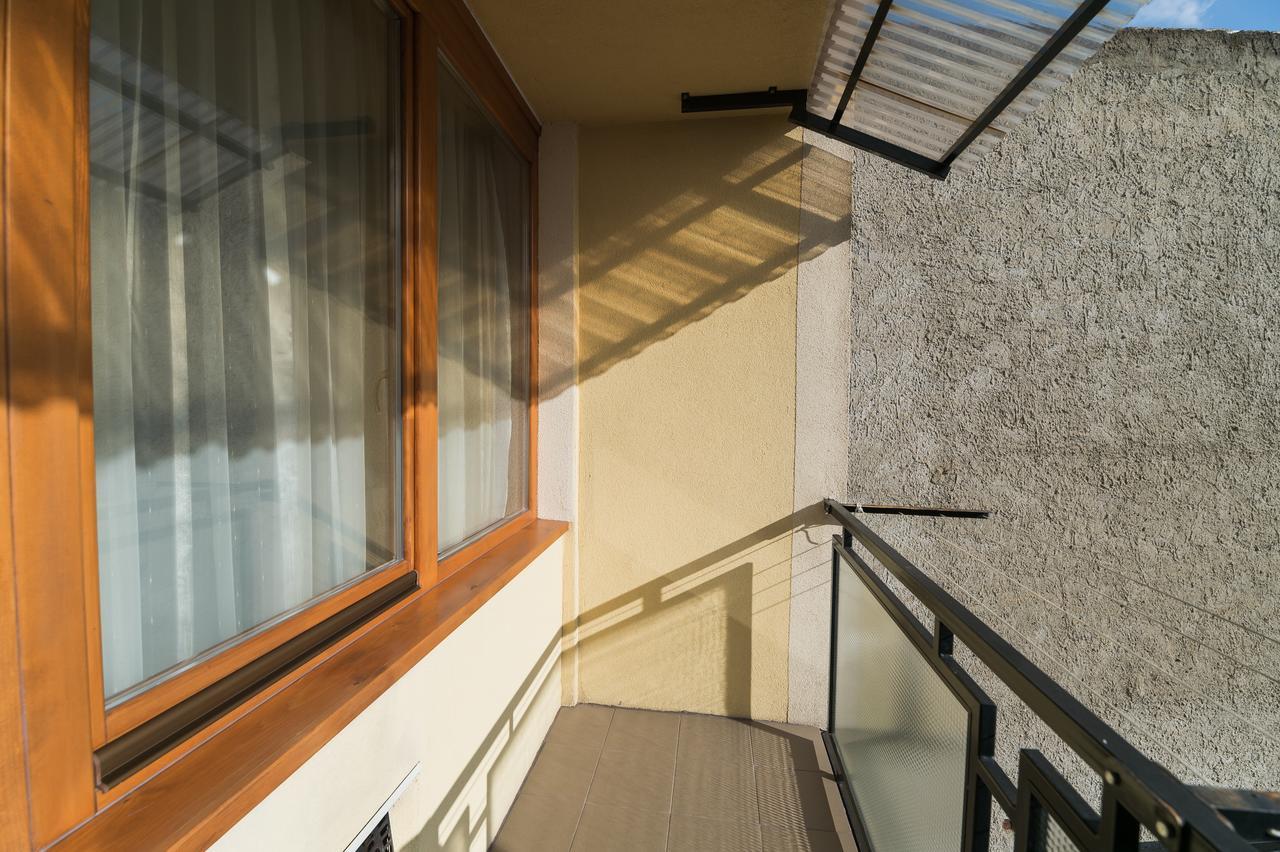 Lujzi Apartman Eger Eksteriør bilde